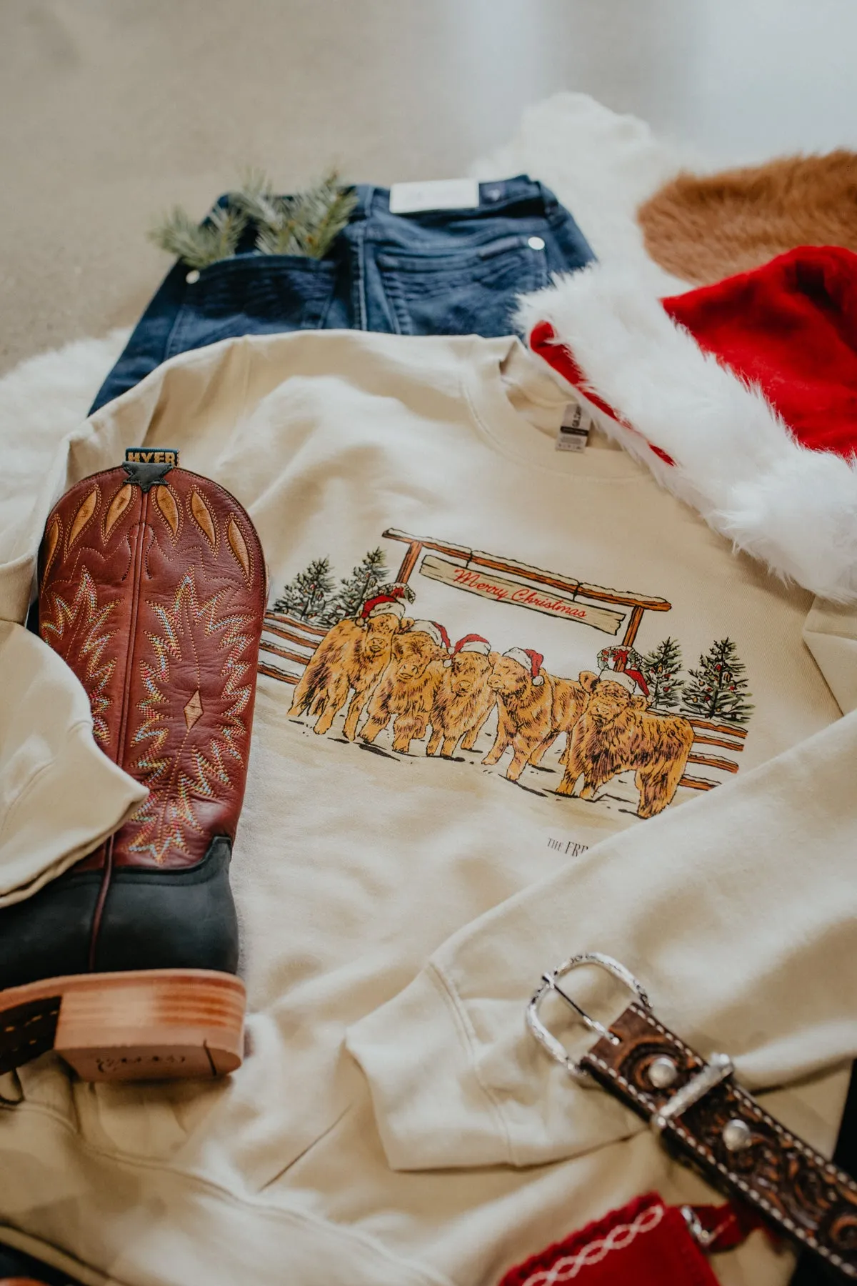 "Merry Christmas Highlands" Crewneck (S - XXL)