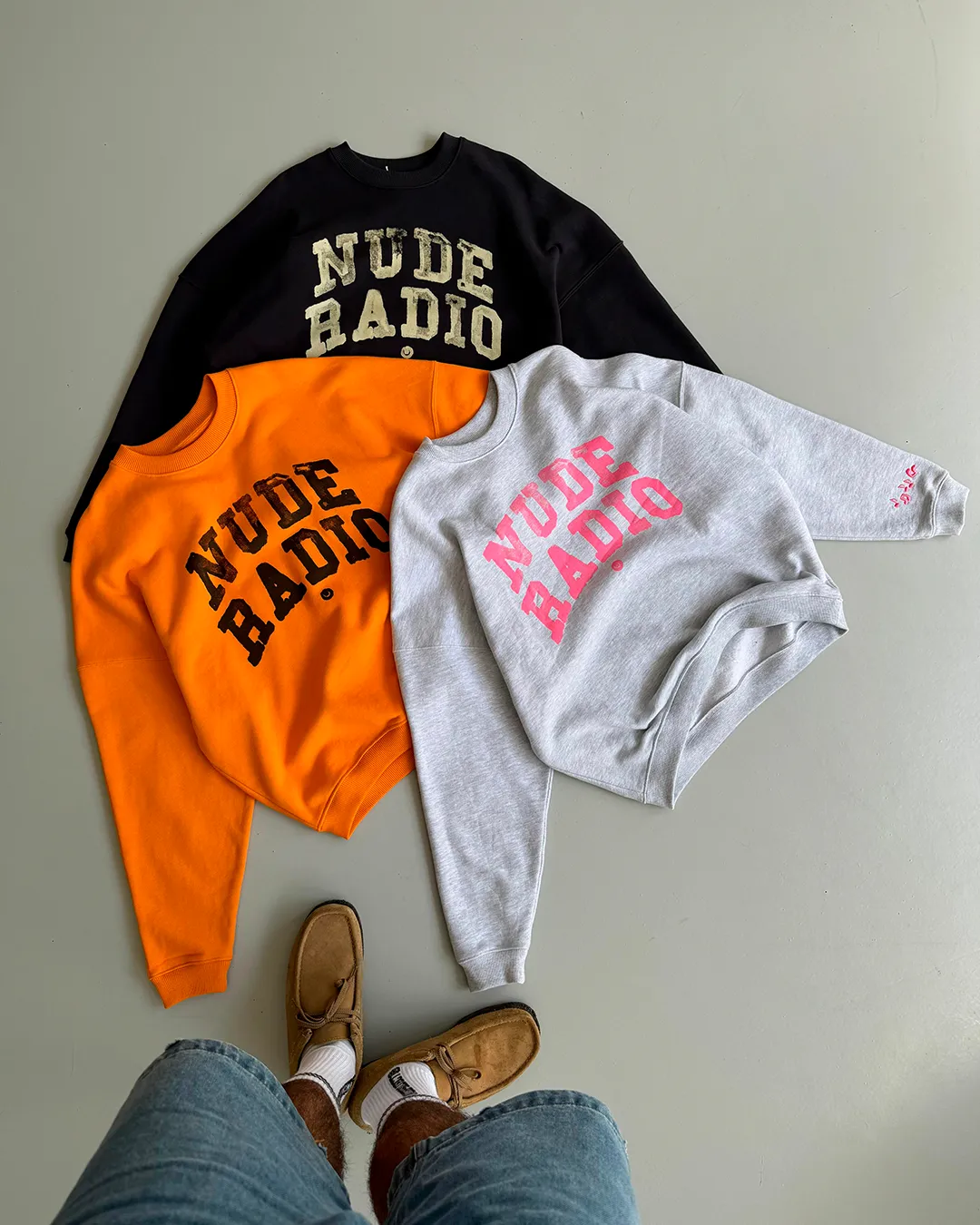 RADIO BOXY CREWNECK ORANGE