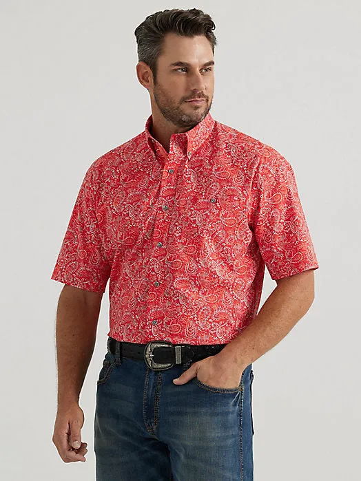 Wrangler Men's George Strait S/S Button Down Shirt in Fiesta Red Paisley